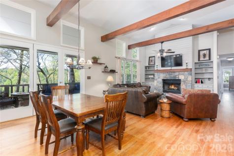 516 Cherokee Trace Lake Toxaway NC 28747