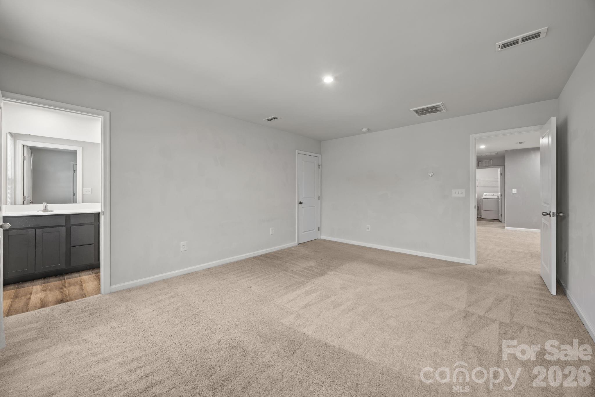 5112 Downhaul Drive Charlotte NC 28269
