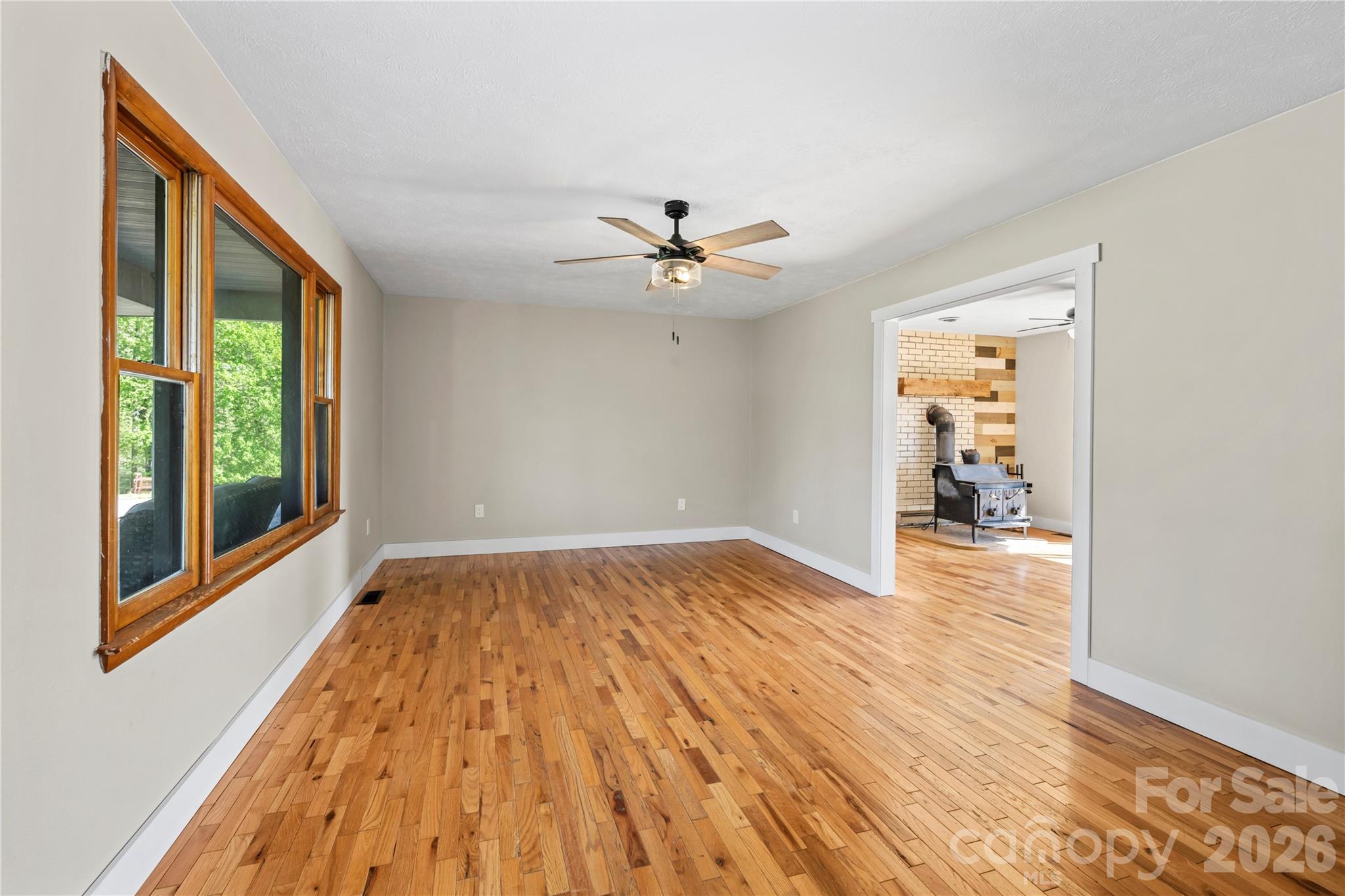 882 Queentown Road Canton NC 28716