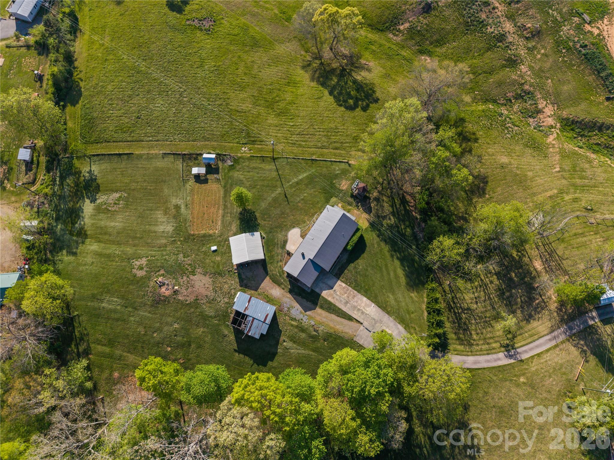882 Queentown Road Canton NC 28716