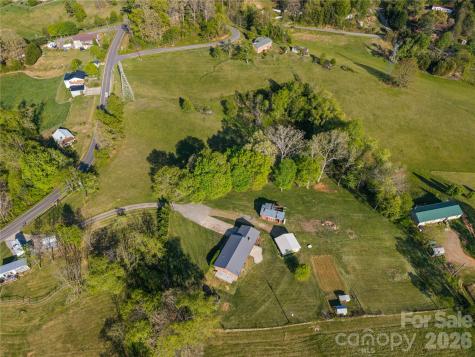 882 Queentown Road Canton NC 28716
