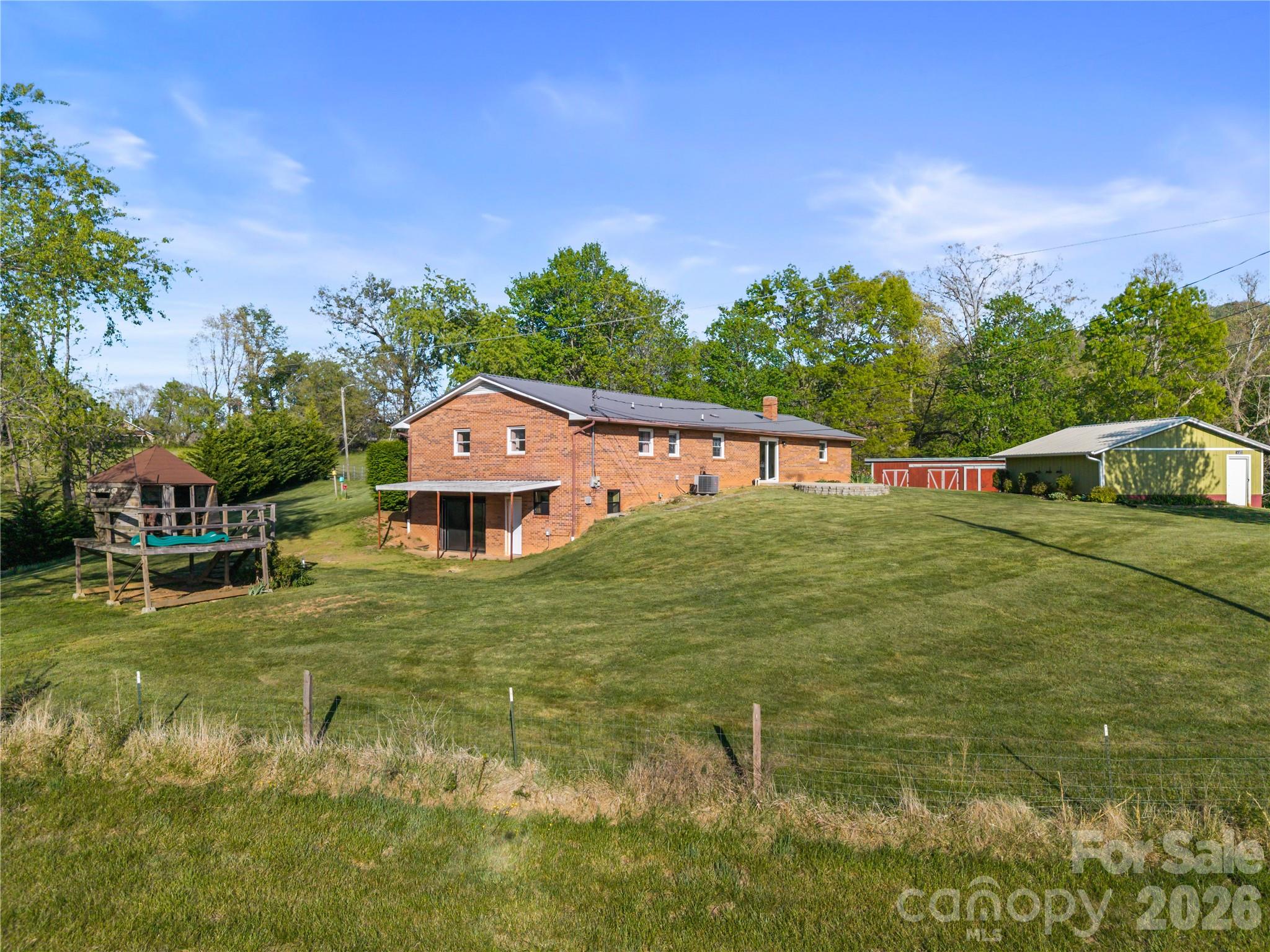 882 Queentown Road Canton NC 28716
