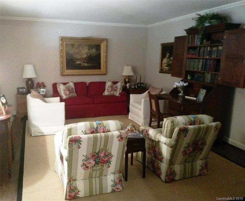 2506 Knollwood Road Charlotte NC 28211