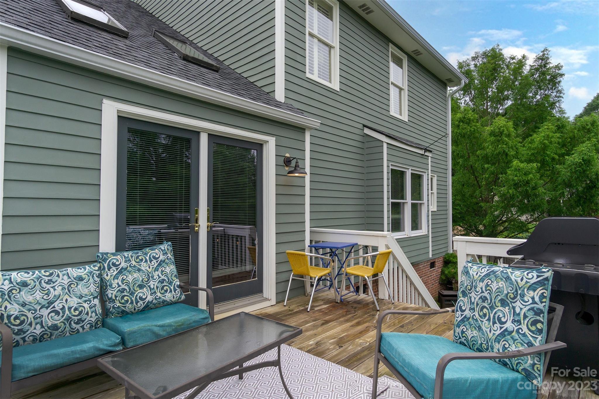 2 Fox Lair Court Asheville NC 28805