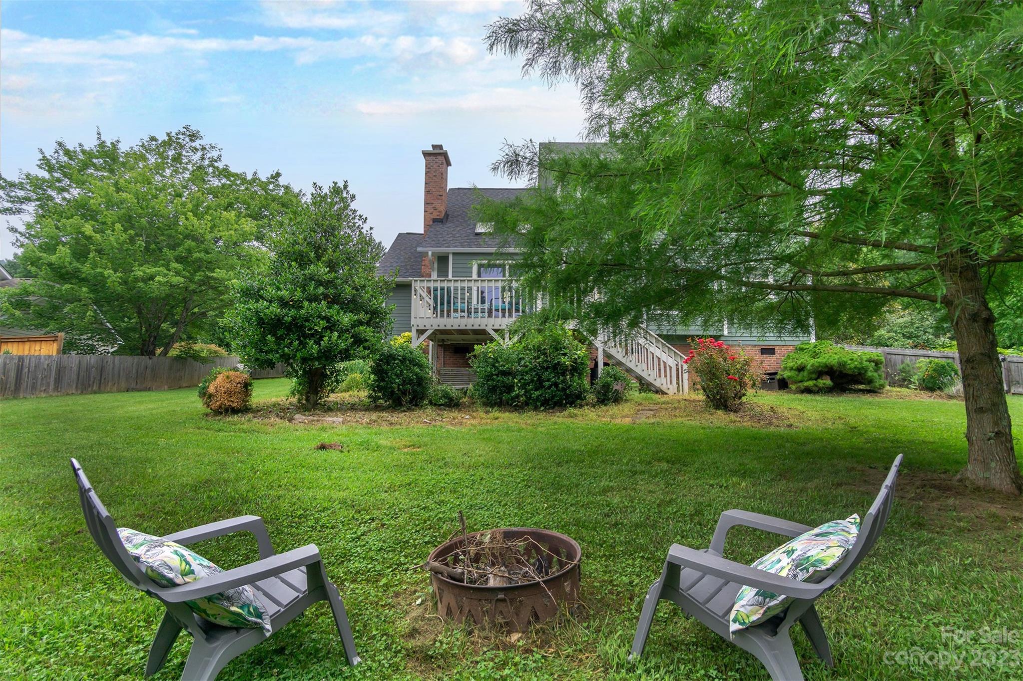 2 Fox Lair Court Asheville NC 28805