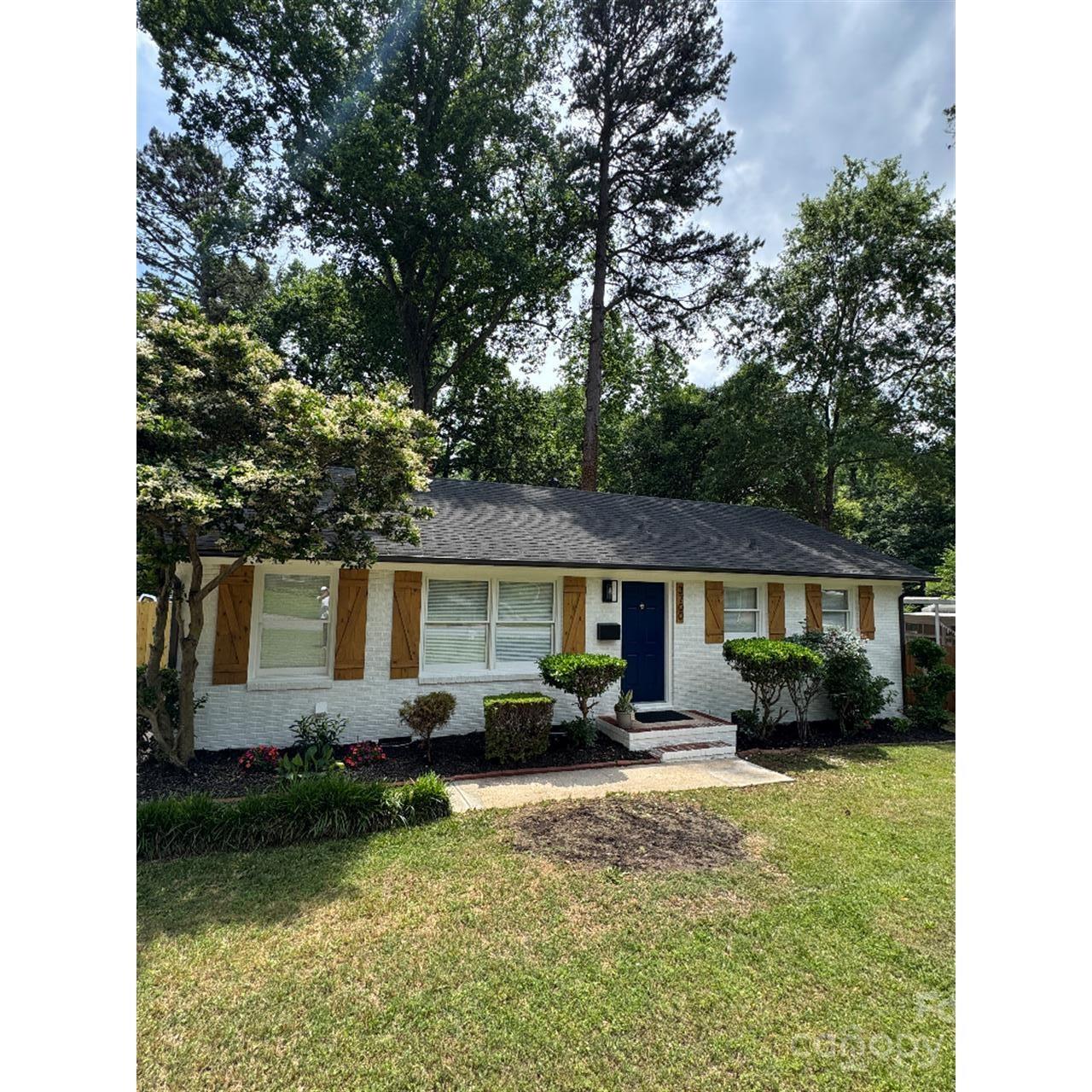 3700 Denson Place Charlotte NC 28215