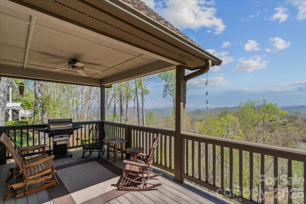 410 Springhouse Drive Burnsville NC 28714