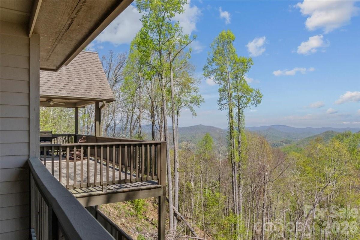 410 Springhouse Drive Burnsville NC 28714