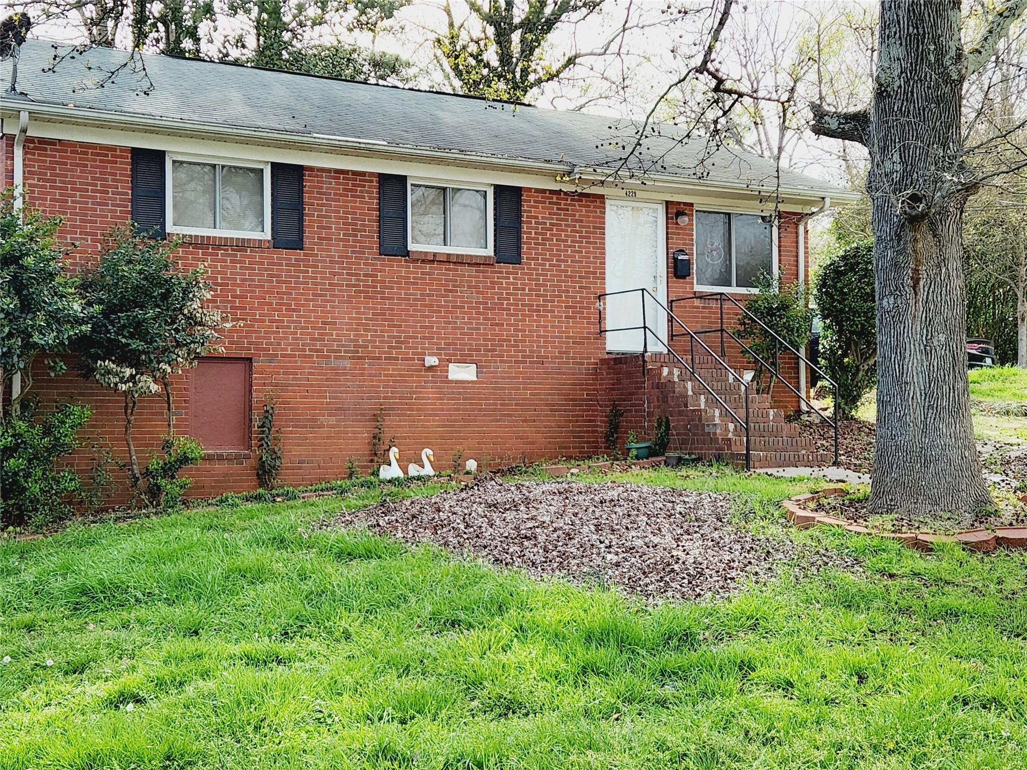 4229 Tillman Road Charlotte NC 28208
