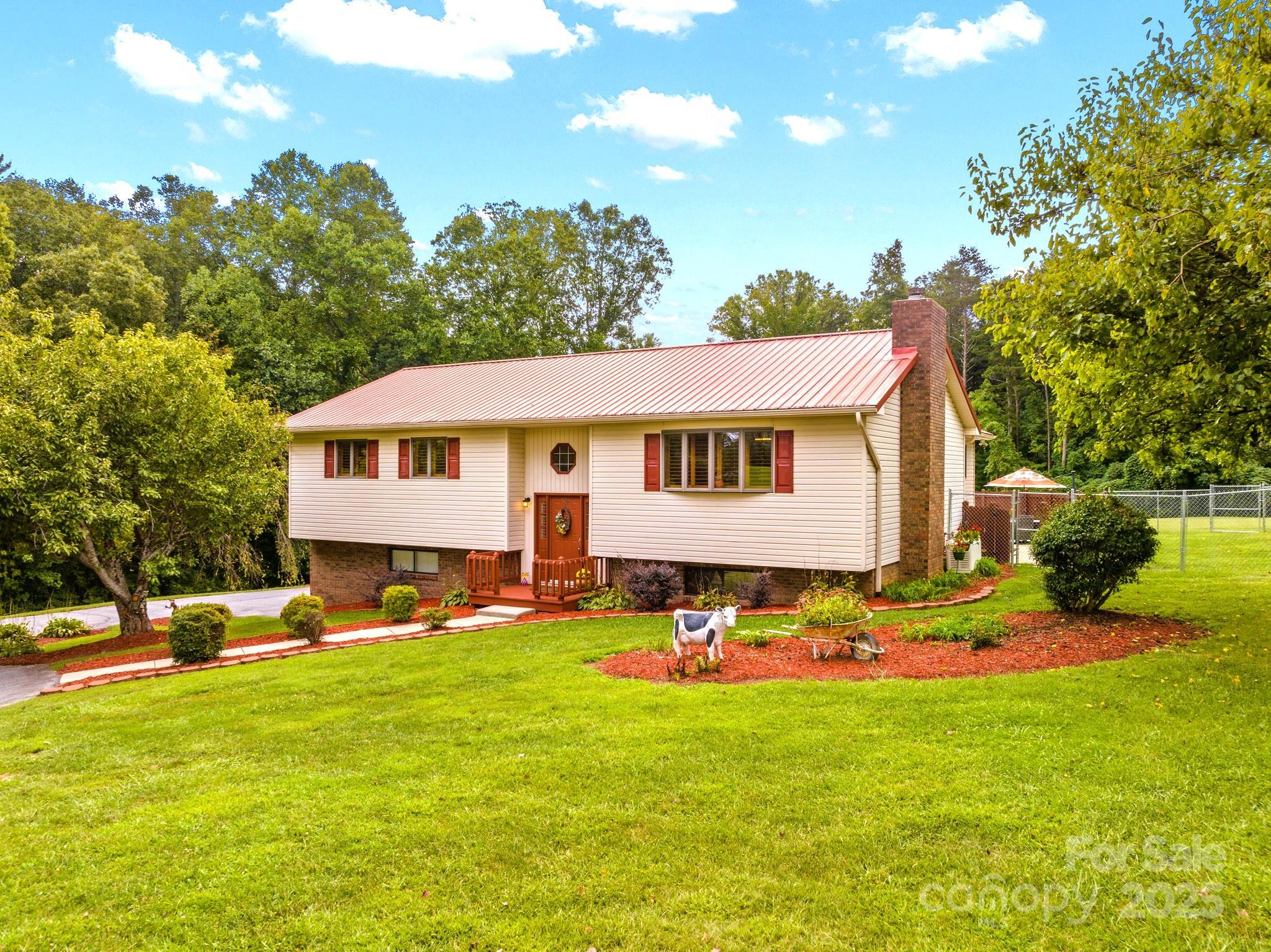 1580 Ridge Road Hendersonville NC 28792