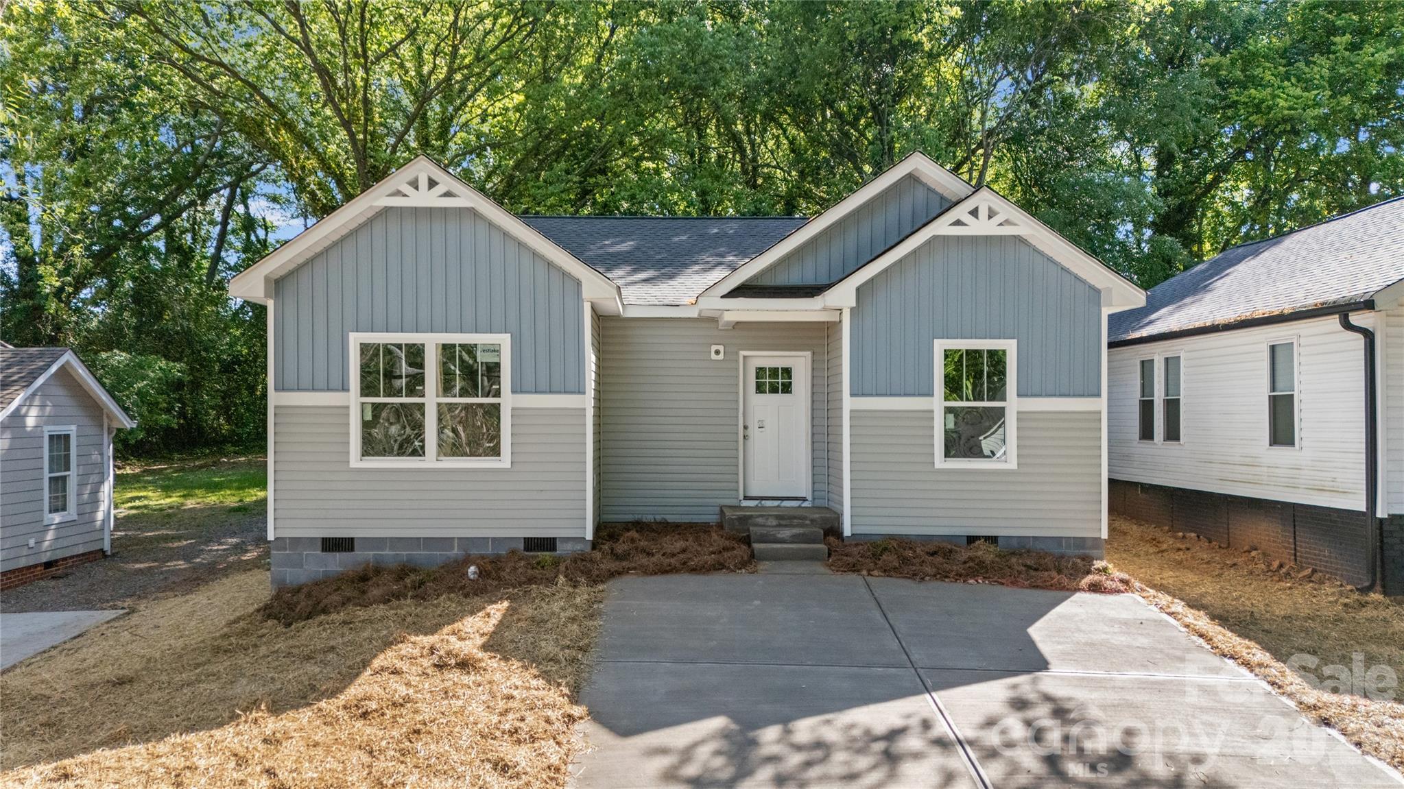 210 N Vance Street Gastonia NC 28052