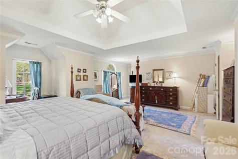 5005 Mayberry Lane Winston Salem NC 27106