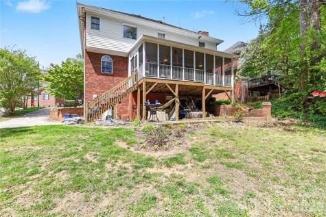 5005 Mayberry Lane Winston Salem NC 27106