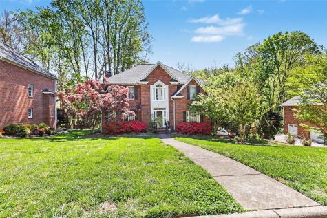 5005 Mayberry Lane Winston Salem NC 27106