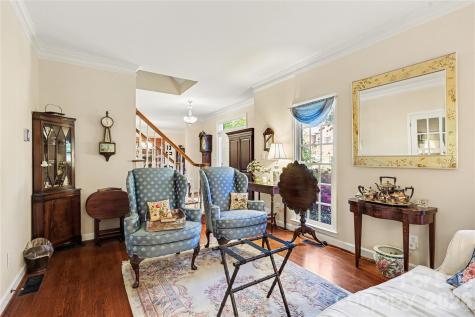 5005 Mayberry Lane Winston Salem NC 27106
