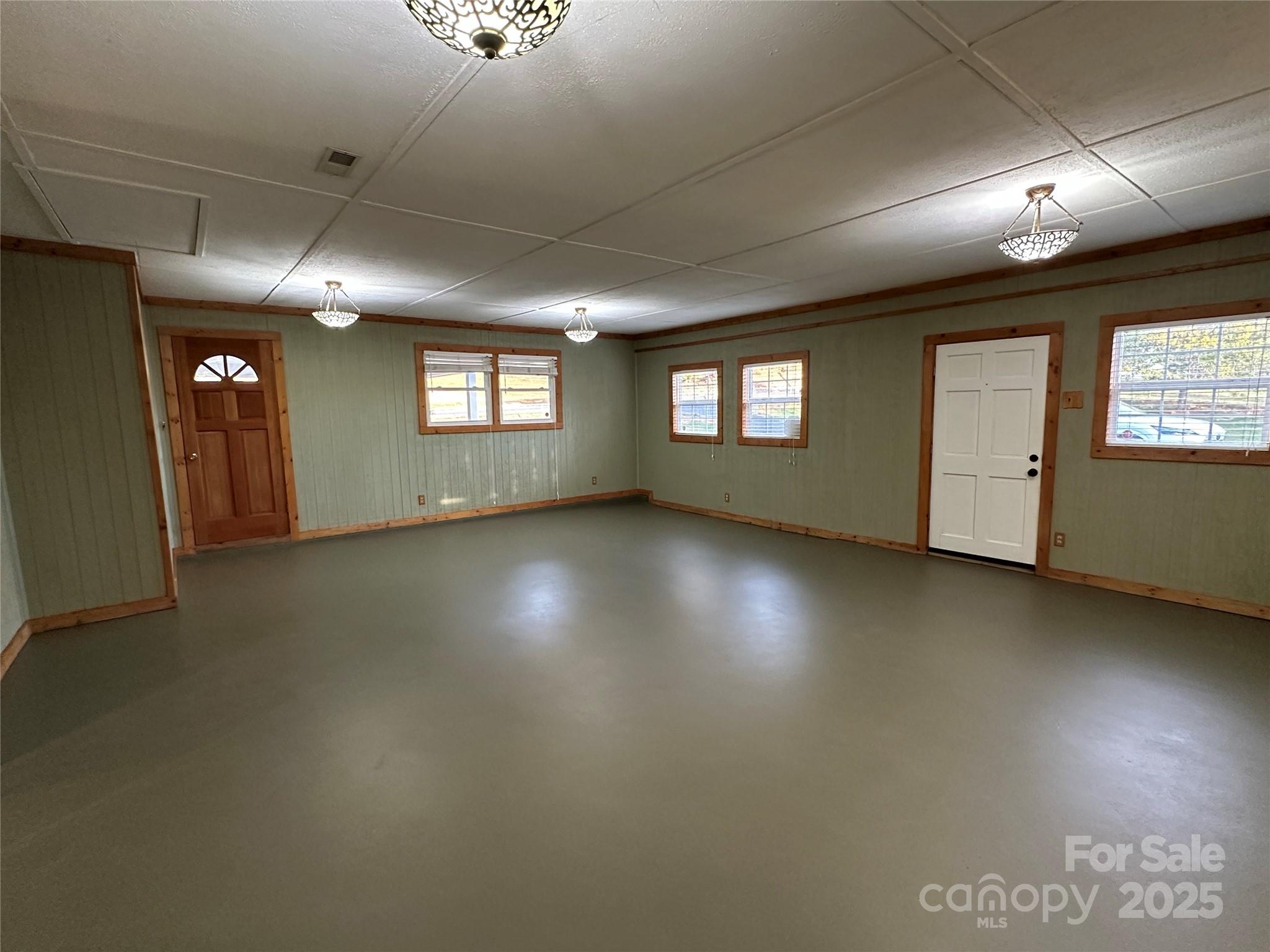 2945 Freezer Locker Road Hudson NC 28638