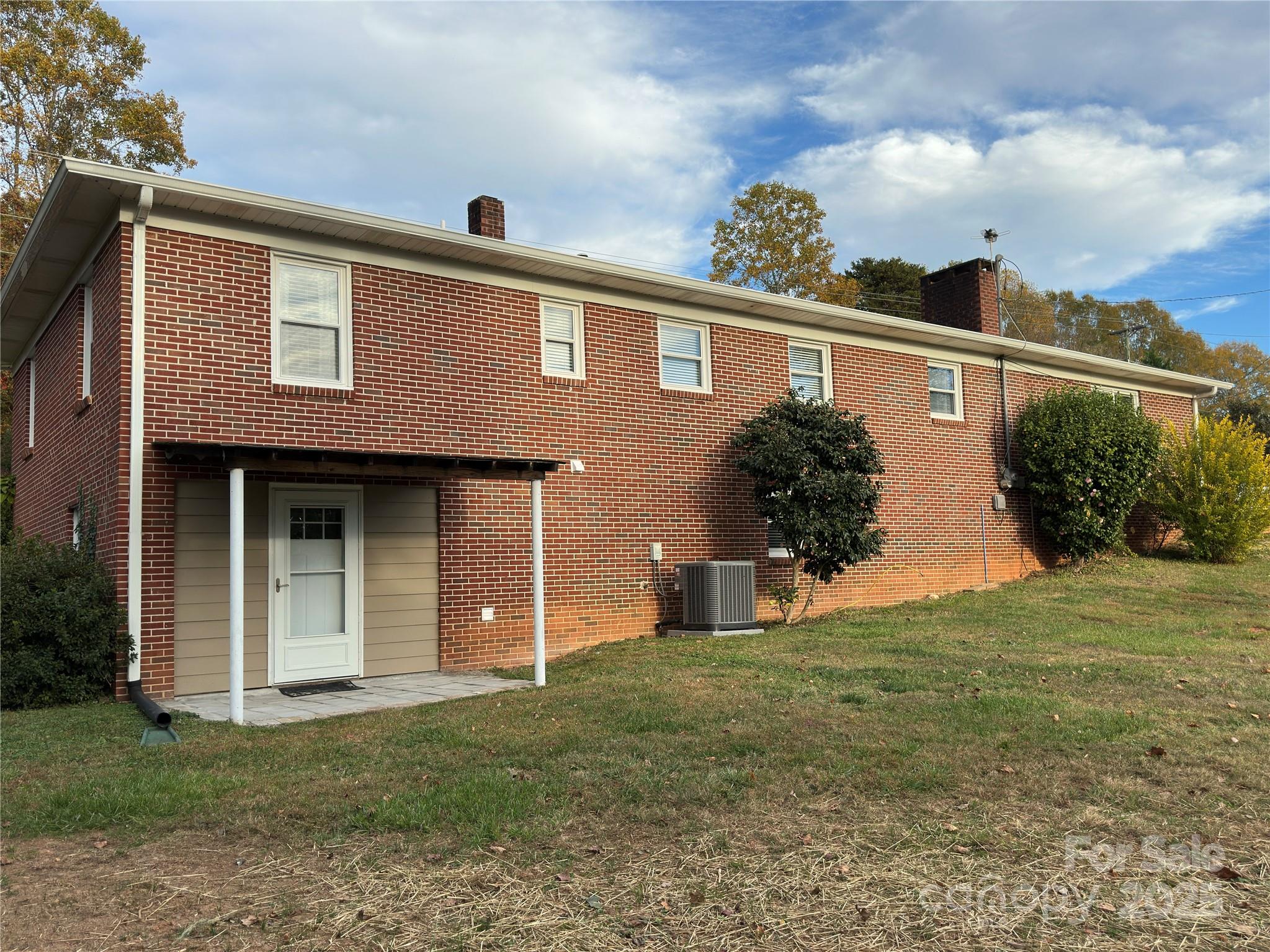 2945 Freezer Locker Road Hudson NC 28638