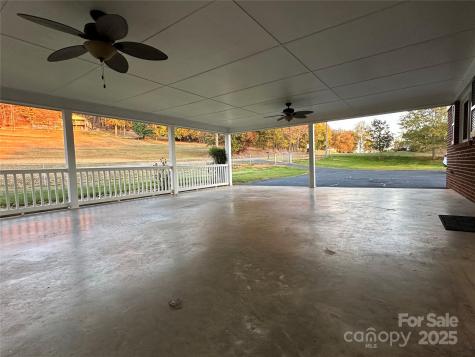 2945 Freezer Locker Road Hudson NC 28638