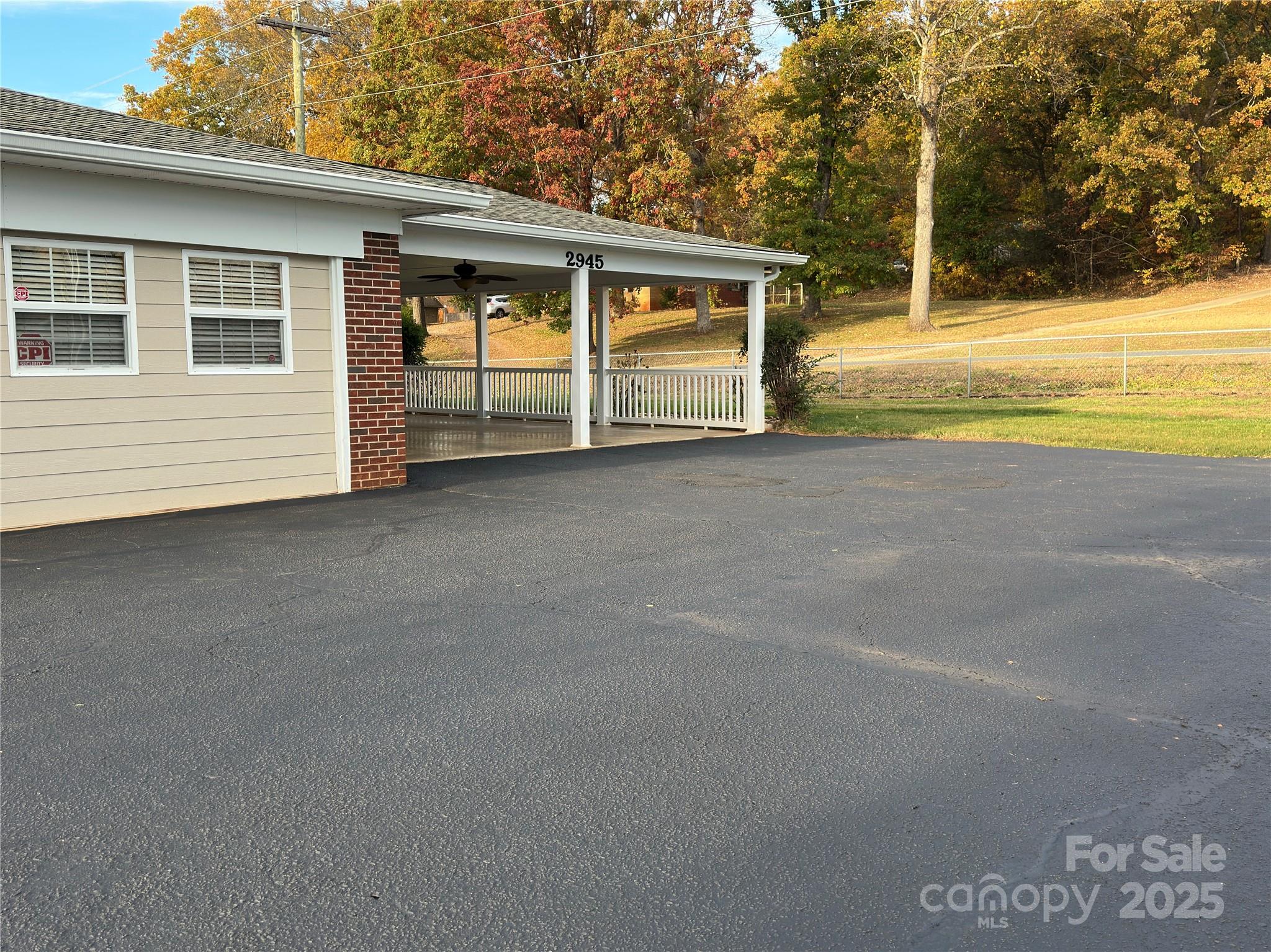 2945 Freezer Locker Road Hudson NC 28638