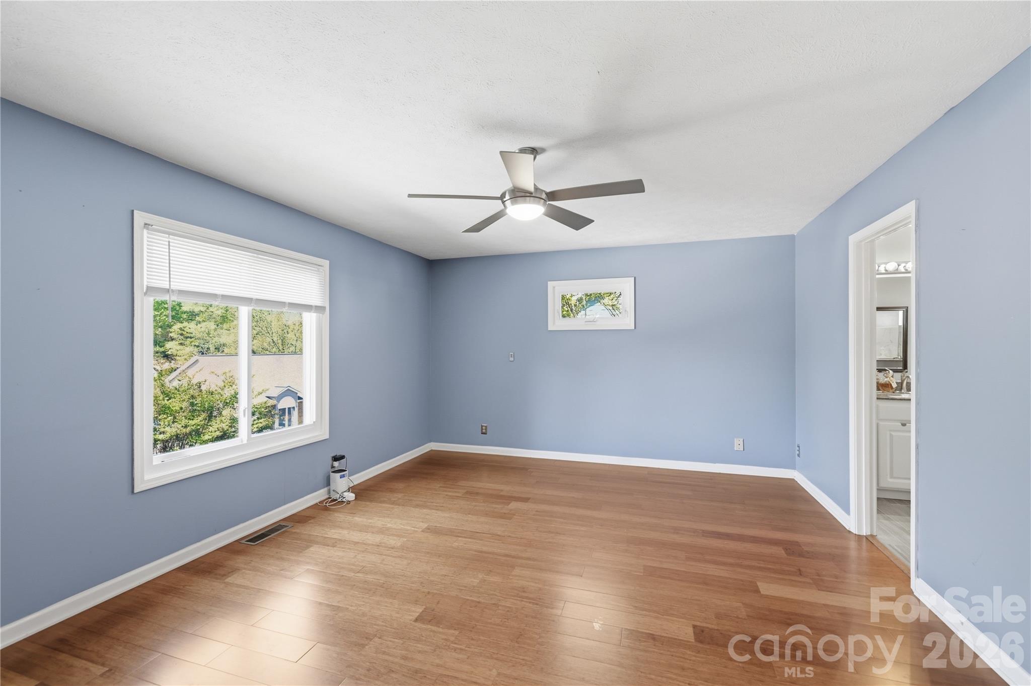 17 Driver Court Hendersonville NC 28739