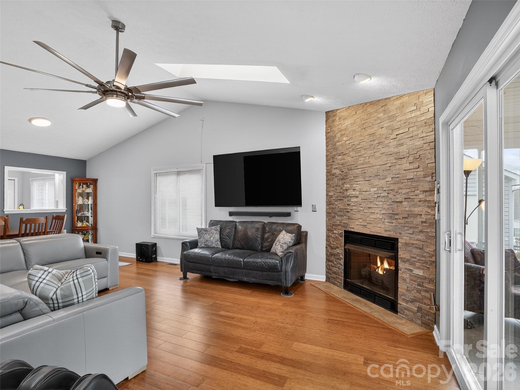 17 Driver Court Hendersonville NC 28739