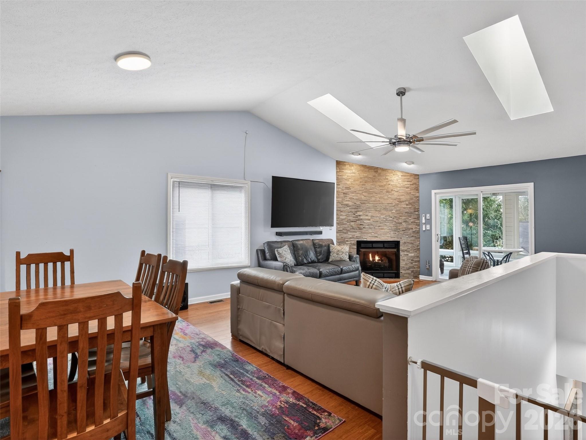 17 Driver Court Hendersonville NC 28739