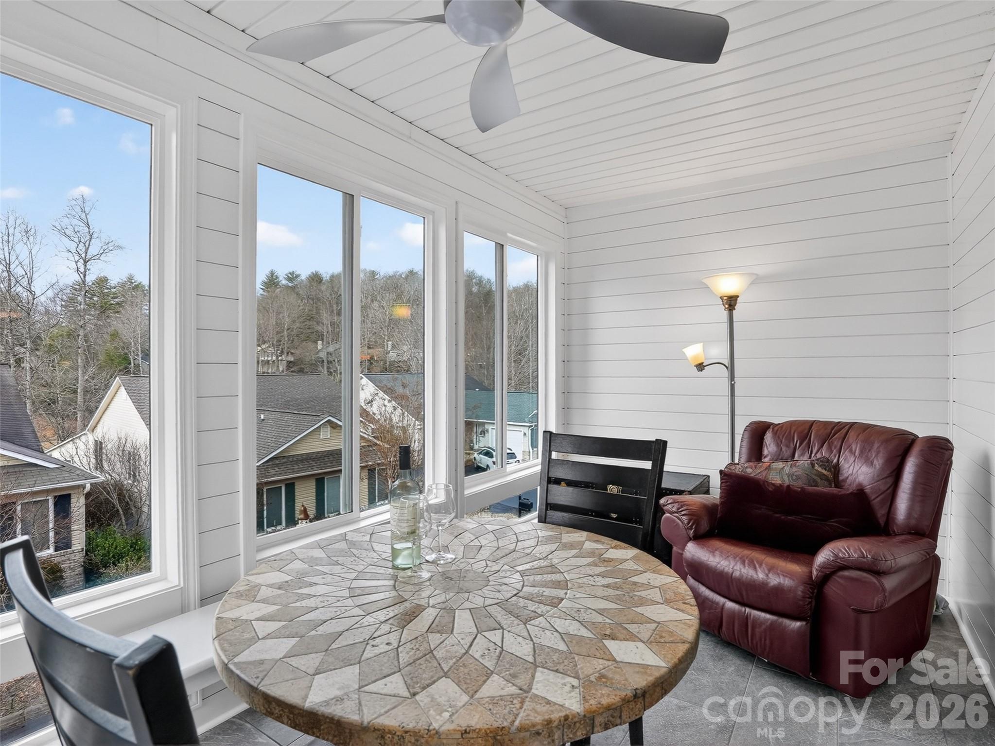 17 Driver Court Hendersonville NC 28739