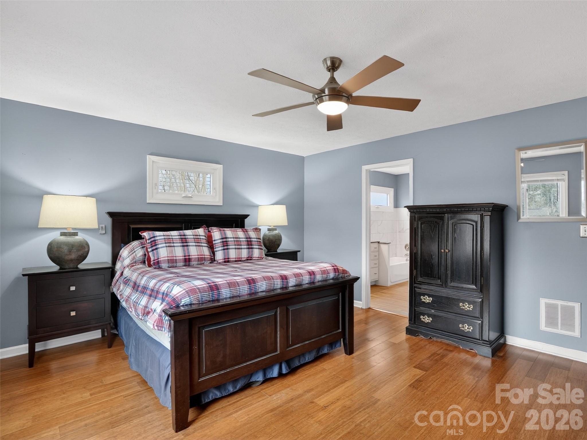 17 Driver Court Hendersonville NC 28739