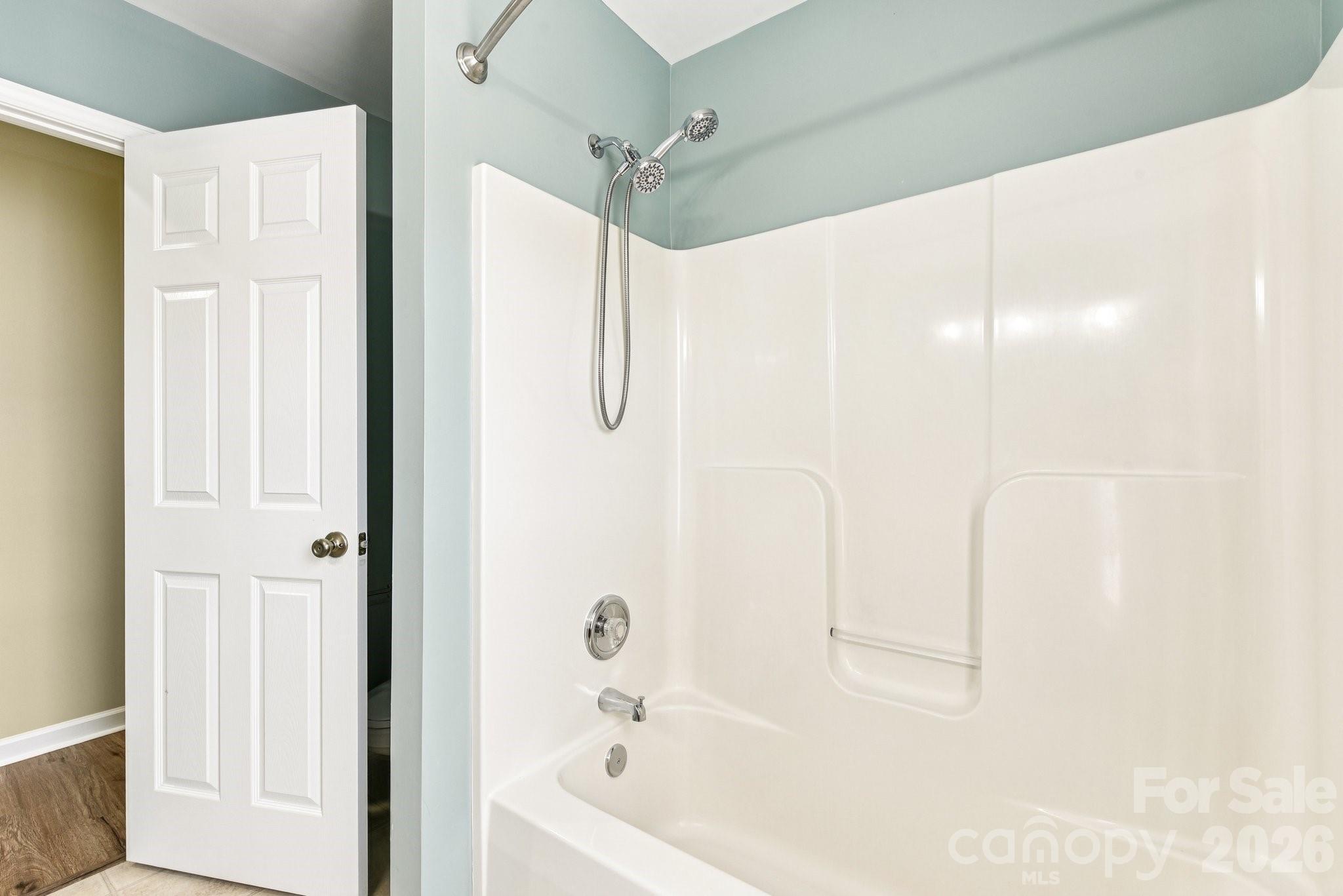 2632 Windsor Chase Drive Matthews NC 28105