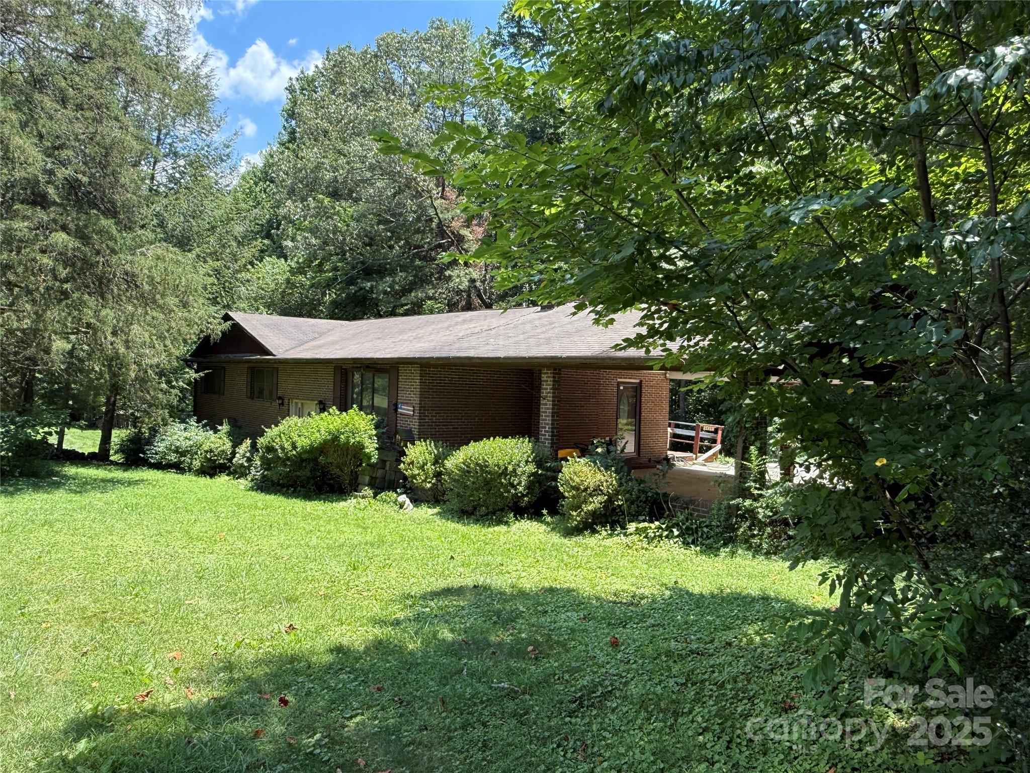 5422 River Road Granite Falls NC 28630