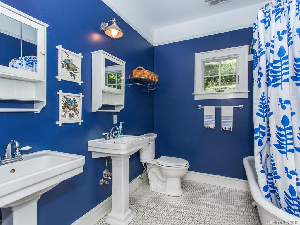 12 Arbor Lane Arden NC 28704