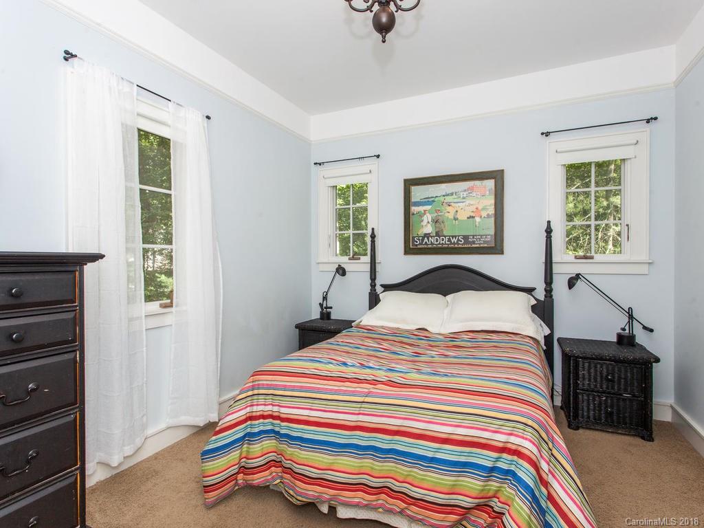 12 Arbor Lane Arden NC 28704