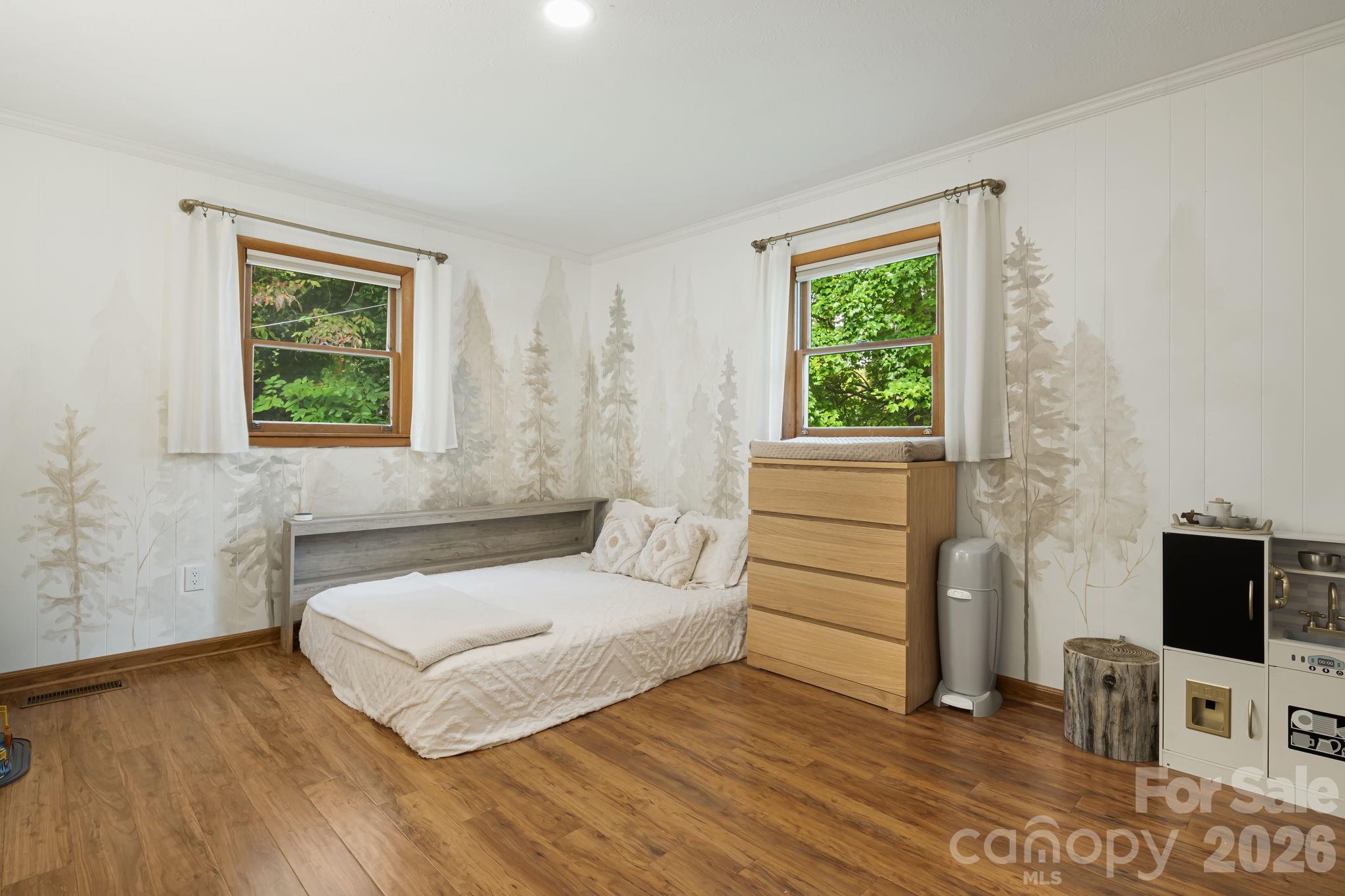 25 Pinewood Drive Waynesville NC 28786