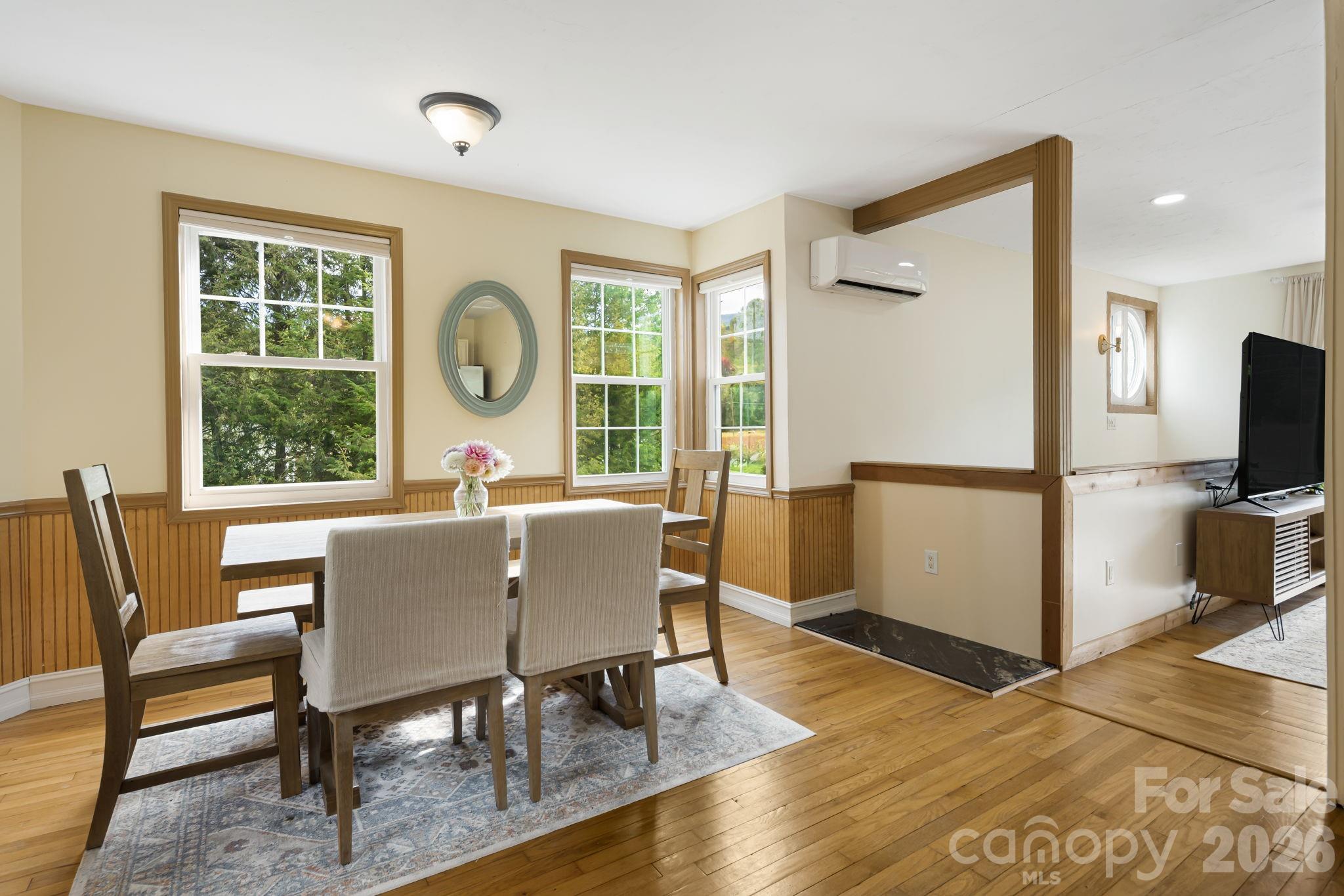 25 Pinewood Drive Waynesville NC 28786