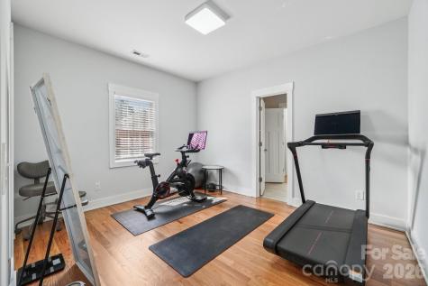 1821 Garibaldi Avenue Charlotte NC 28208