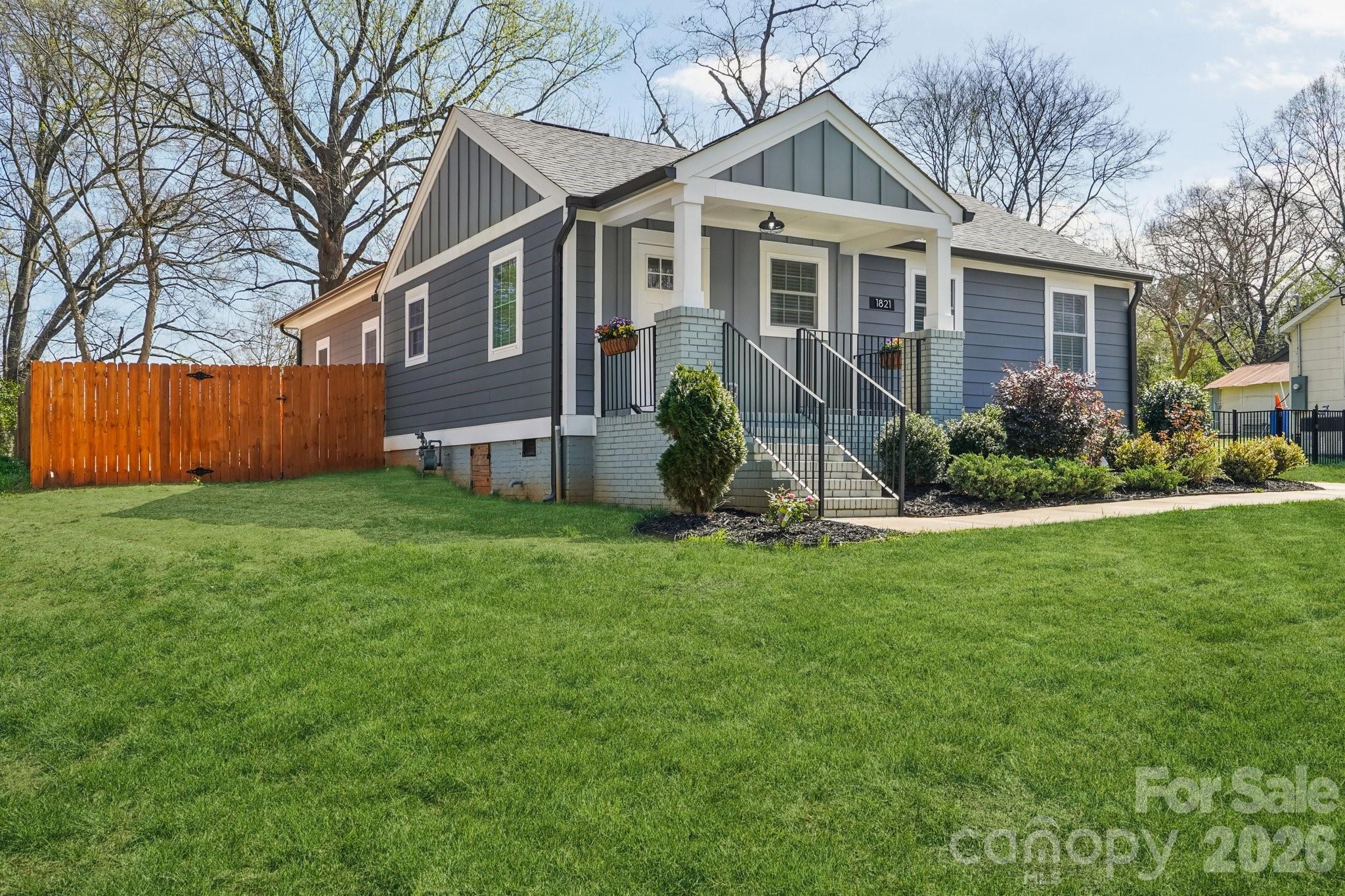 1821 Garibaldi Avenue Charlotte NC 28208