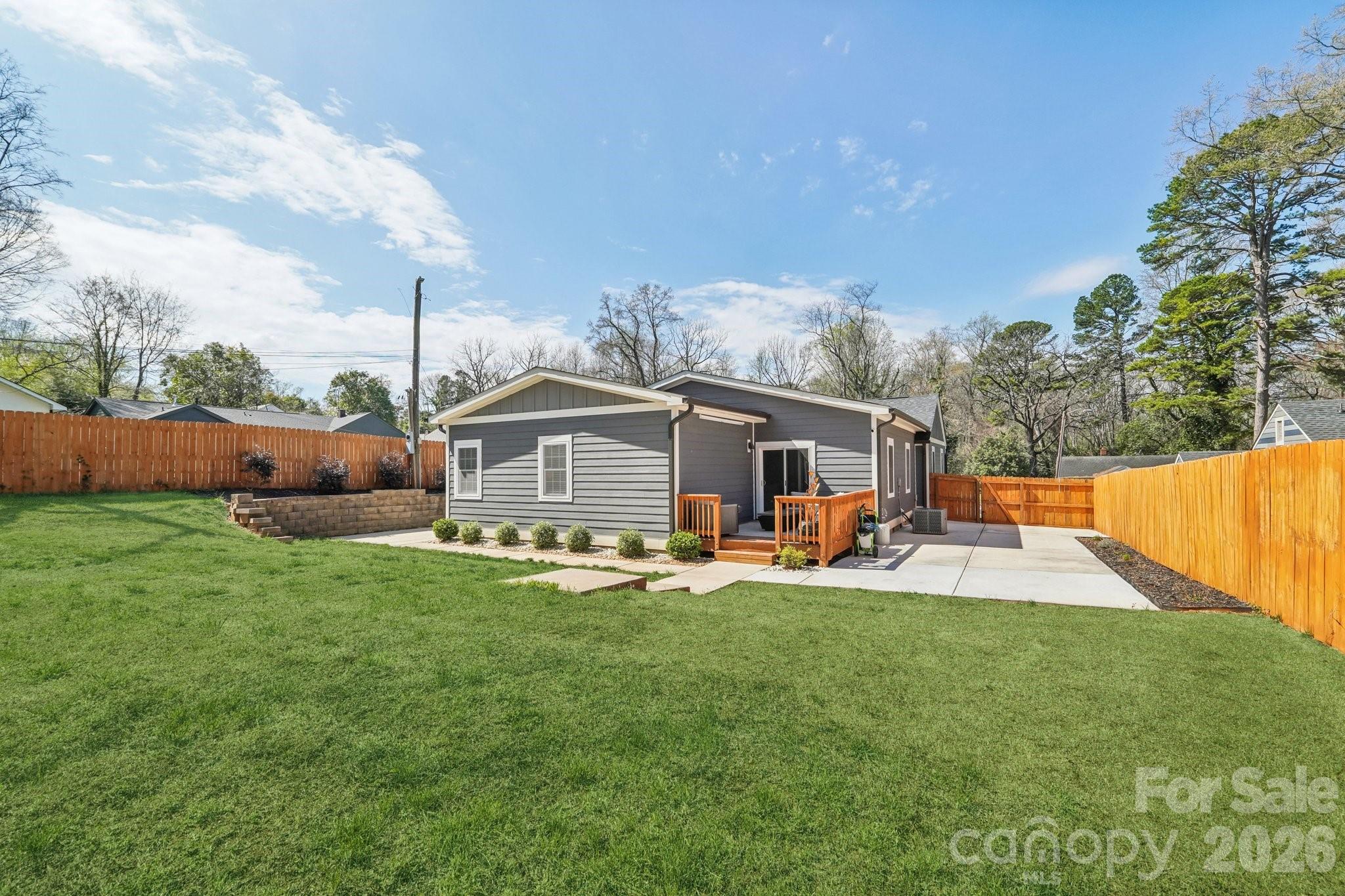 1821 Garibaldi Avenue Charlotte NC 28208