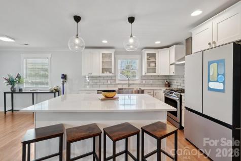 1821 Garibaldi Avenue Charlotte NC 28208