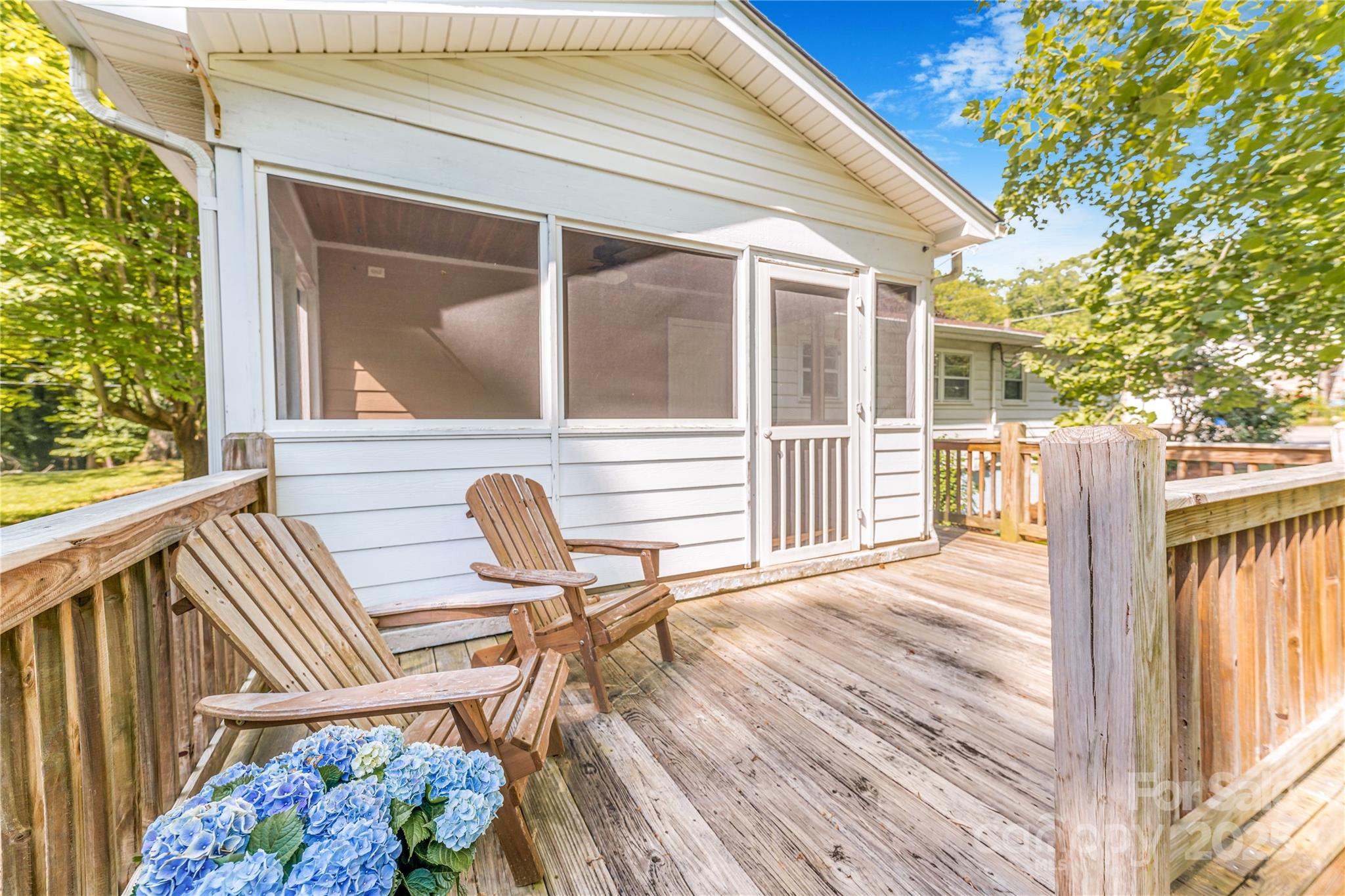 76 W Oakview Road Asheville NC 28806