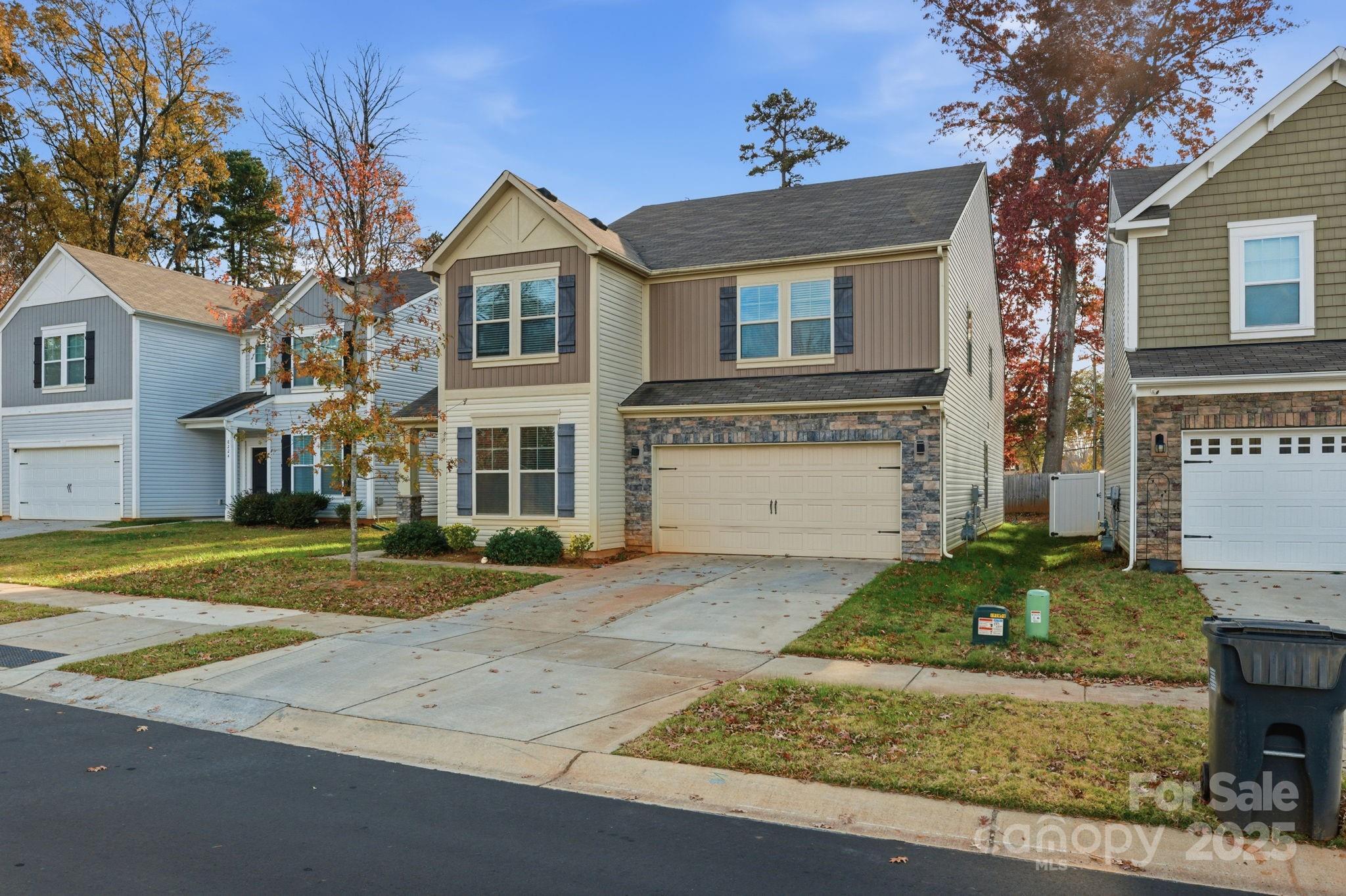 8220 Hudson Forest Drive Charlotte NC 28269