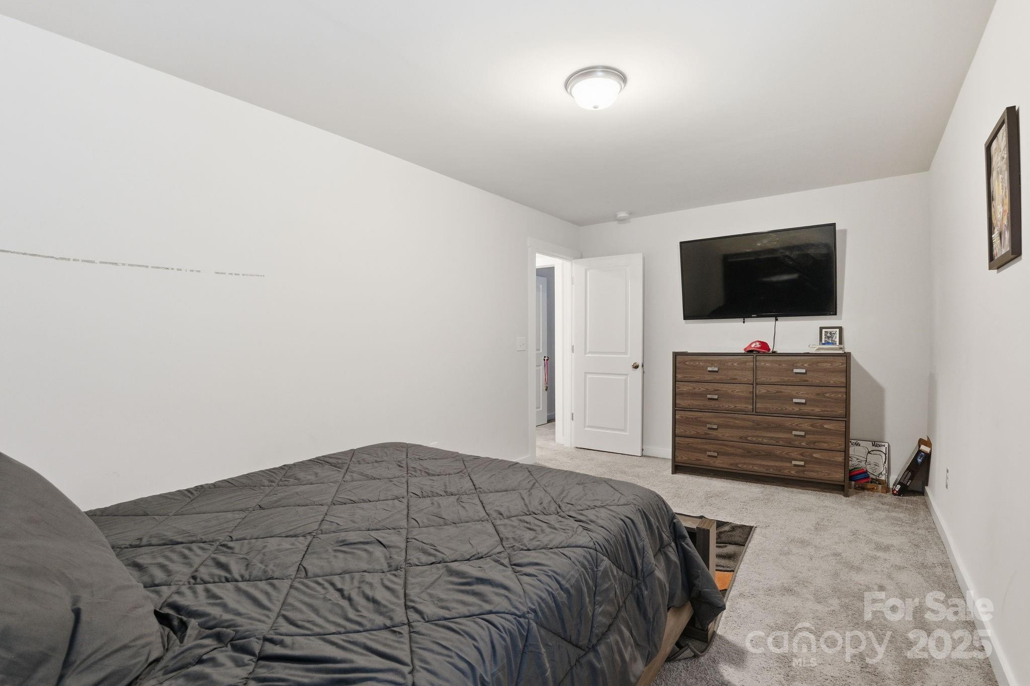 8220 Hudson Forest Drive Charlotte NC 28269