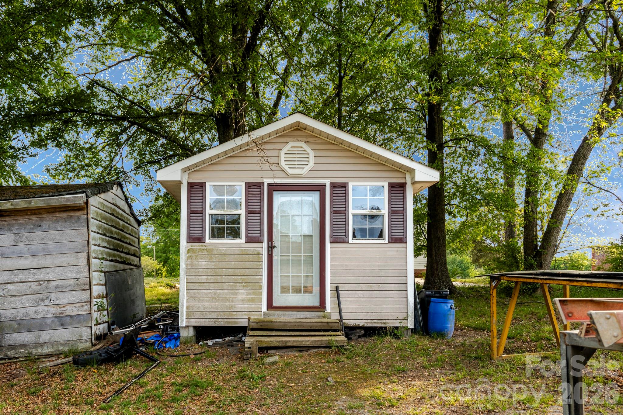 416 E Washington Avenue Bessemer City NC 28016