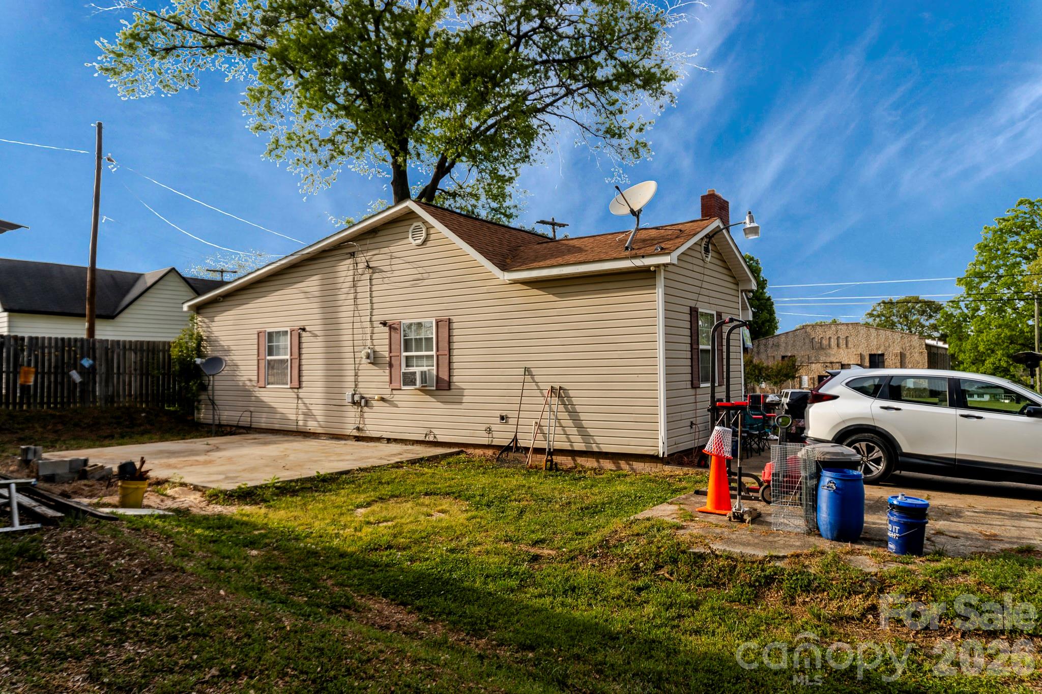 416 E Washington Avenue Bessemer City NC 28016