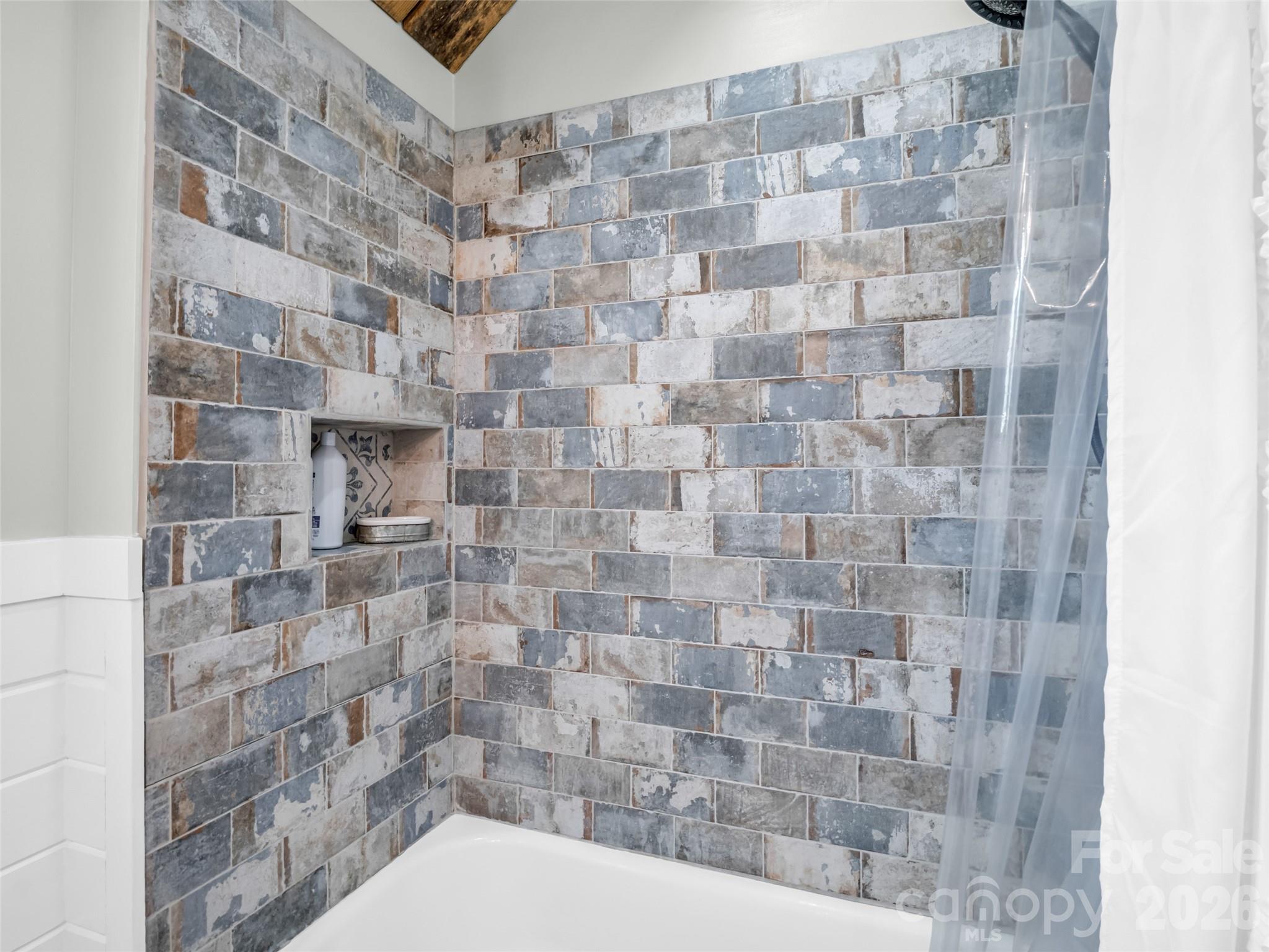 400 Calhoun Trail Rutherfordton NC 28139