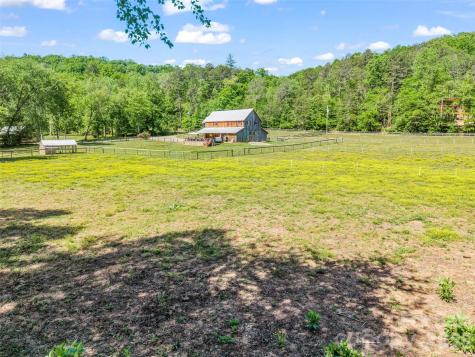 400 Calhoun Trail Rutherfordton NC 28139