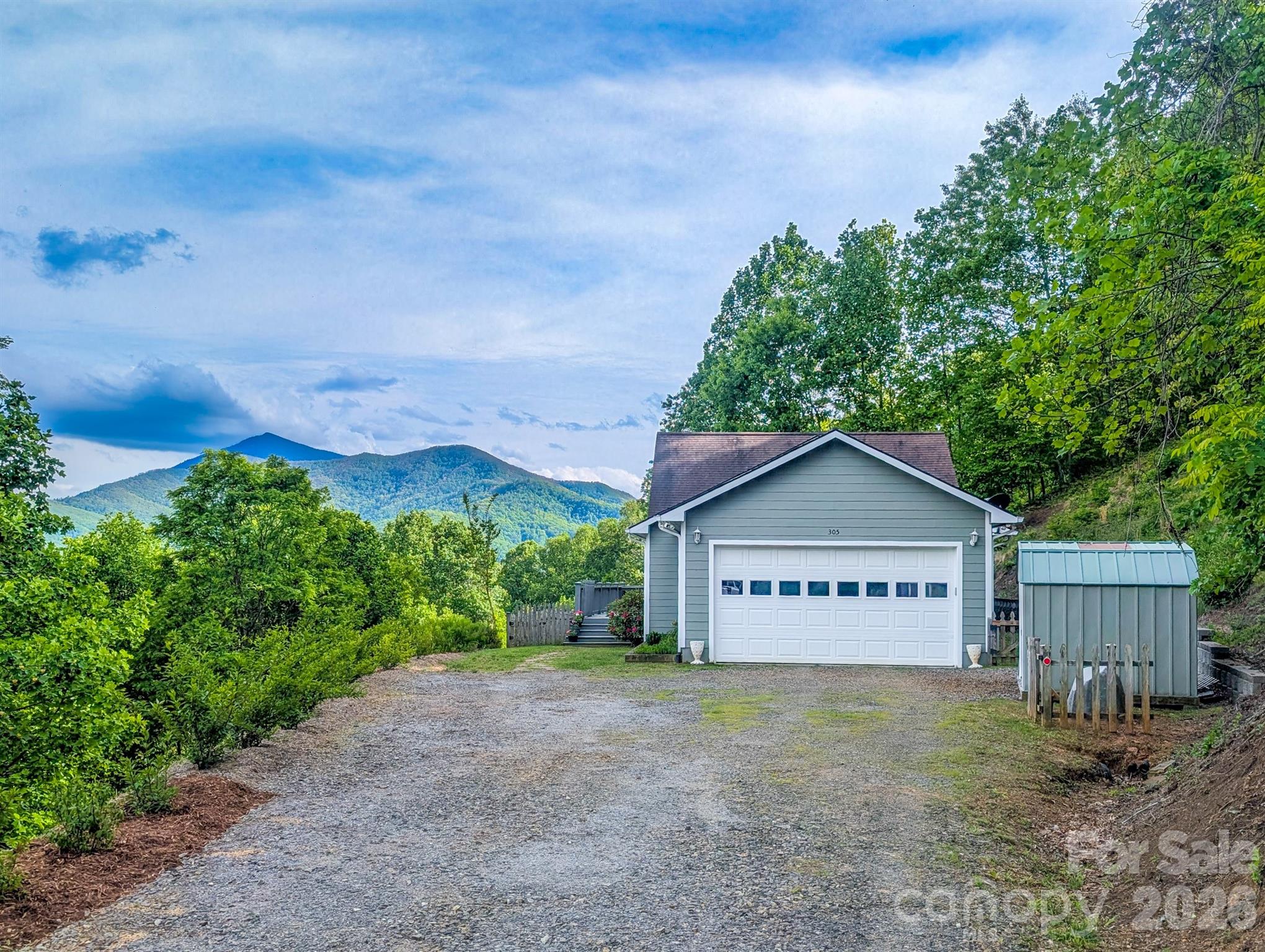 305 Majestic Mountain Drive Burnsville NC 28714