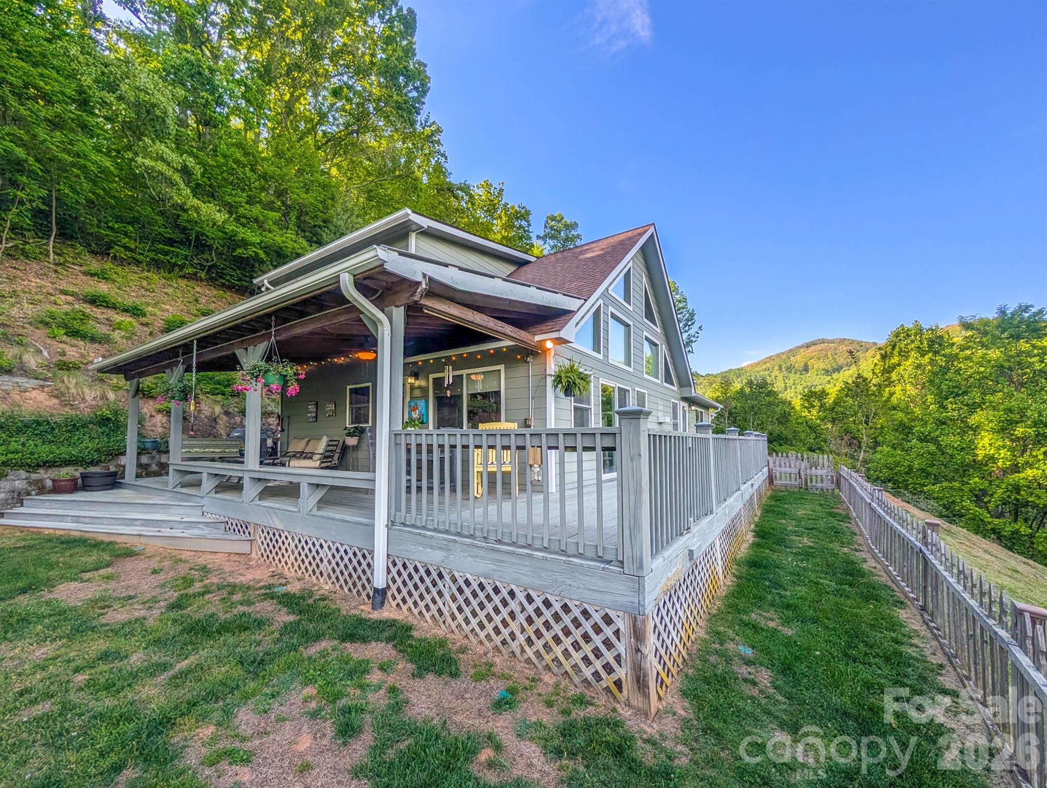 305 Majestic Mountain Drive Burnsville NC 28714