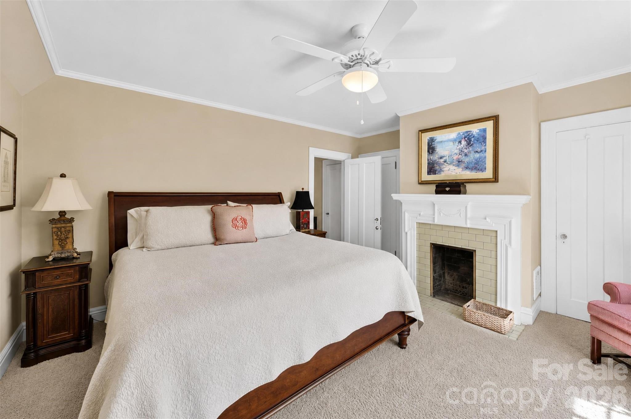 1211 S Belvedere Avenue Gastonia NC 28054