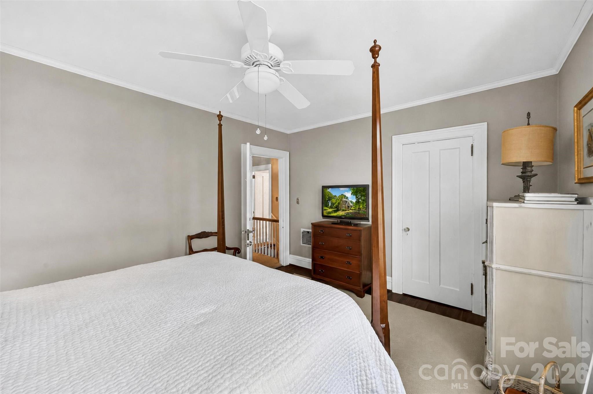 1211 S Belvedere Avenue Gastonia NC 28054
