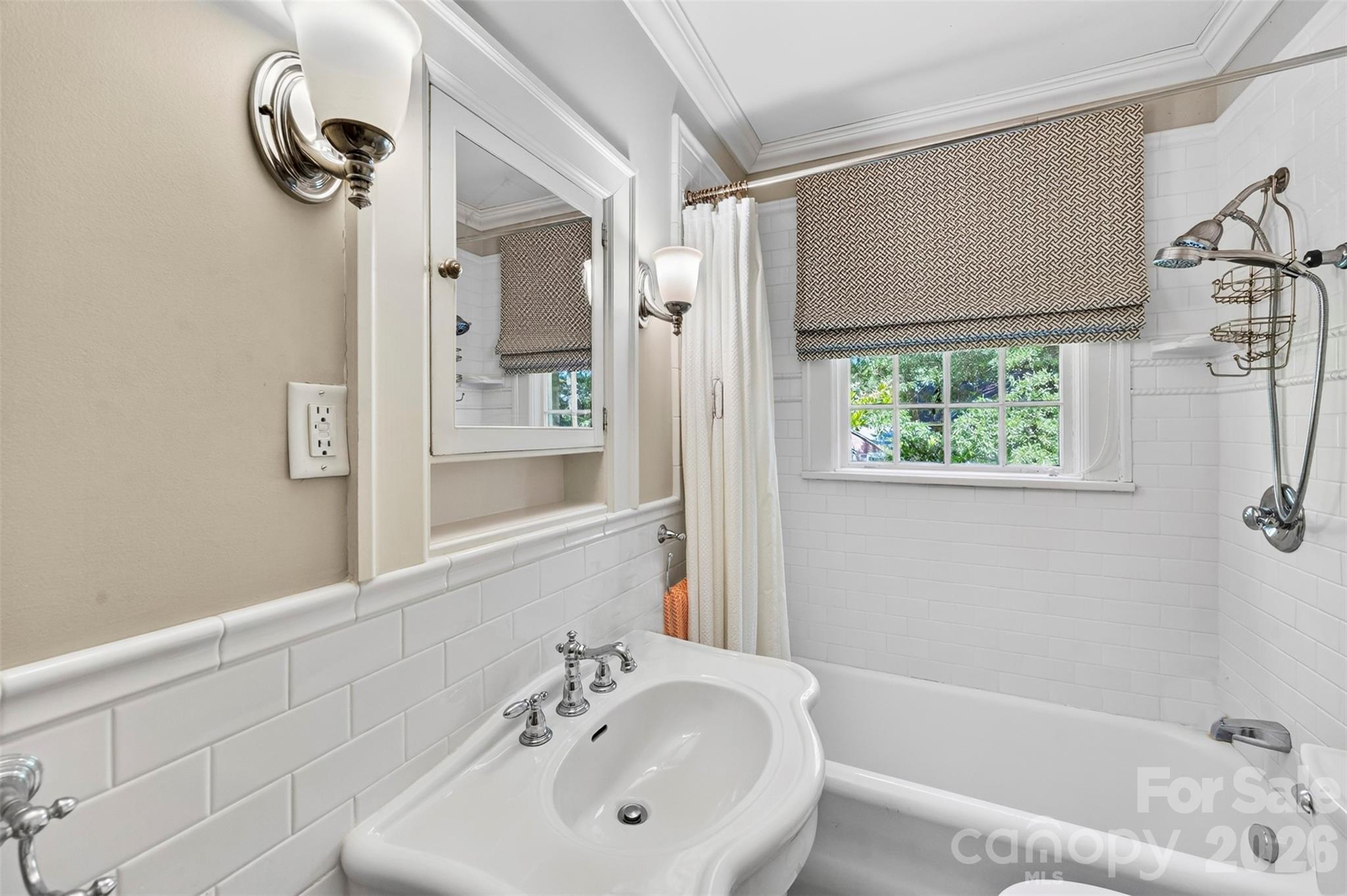 1211 S Belvedere Avenue Gastonia NC 28054